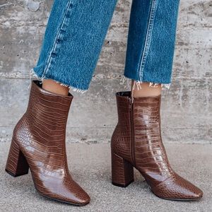Lulu’s Brown Booties - New With Tags!